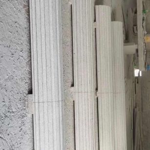 南宁 花岗岩厂家带你看白麻花岗岩门楼大柱柱皮