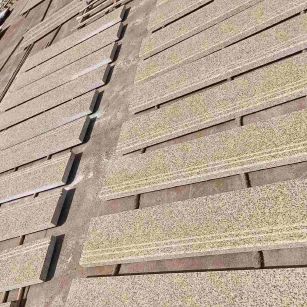 南宁 黄金麻花岗岩光面楼梯踏步