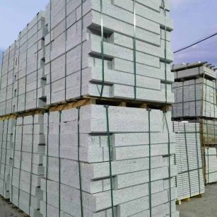 南宁 芝麻白花岗岩路沿石，路缘石，路肩石，道牙，立缘石，马路牙子，街沿石，侧石等