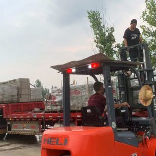 南宁 黄金麻冰裂纹，地铺石装车