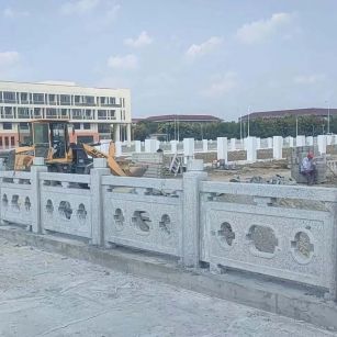 南宁 白麻花岗岩荔枝面河道栏杆