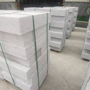 南宁 白麻花岗岩路沿石，立缘石，平缘石，路牙石，道牙石，马路牙子等