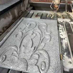 南宁 白麻别墅干挂雕花板