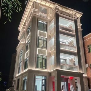 南宁 芝麻白花岗岩别墅外墙夜间效果