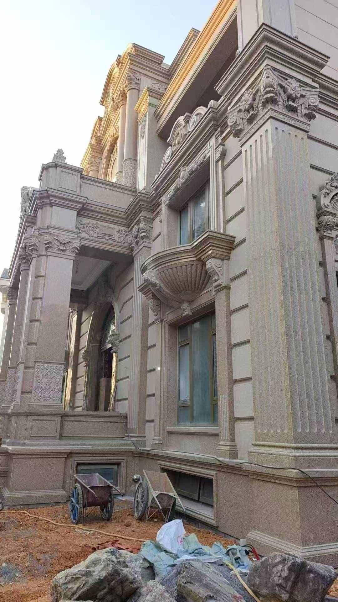 南宁 黄金麻花岗岩光面别墅外墙干挂施工完成