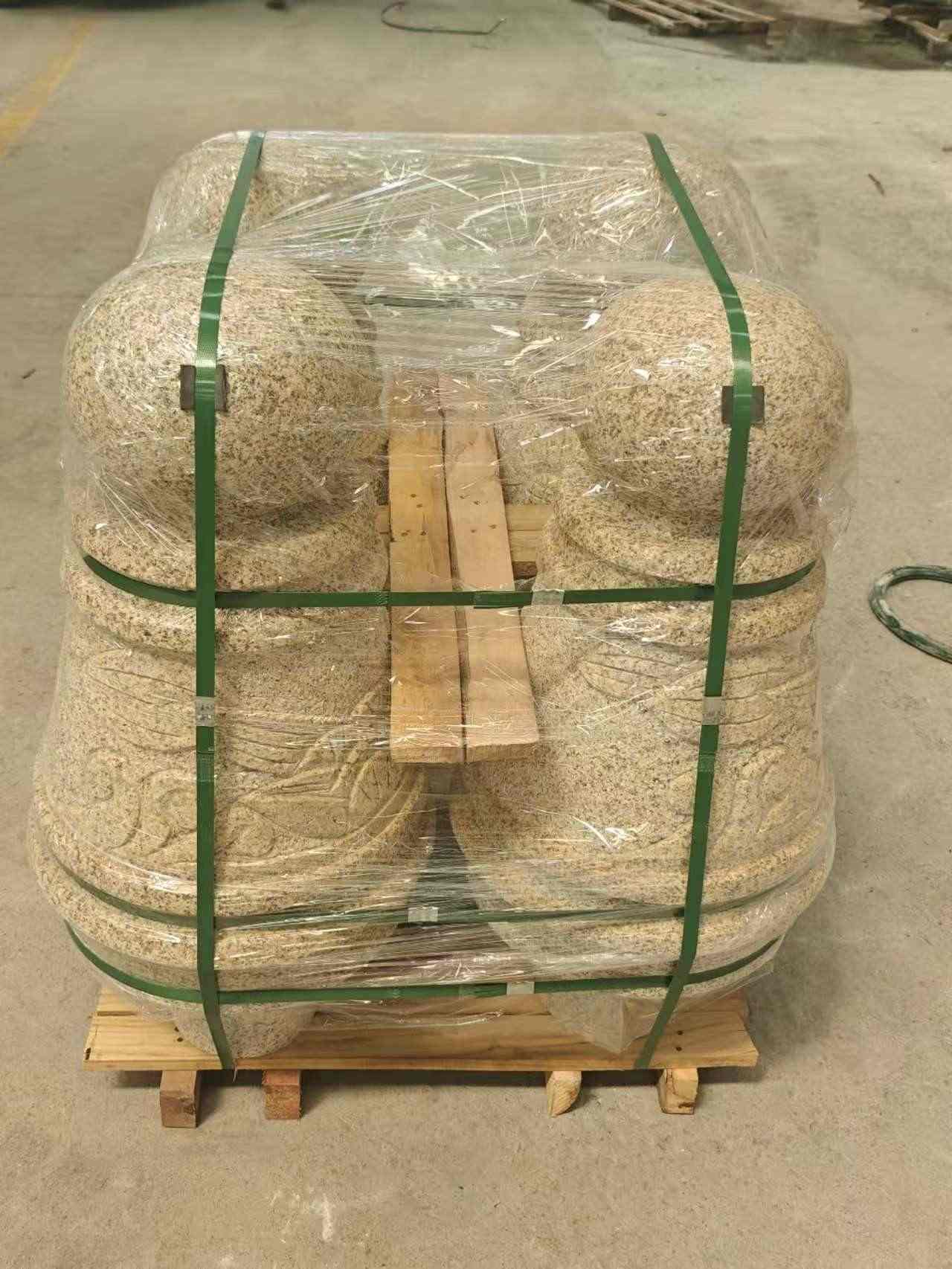 南宁 黄金麻异形定制雕花——棒棒糖挡车柱