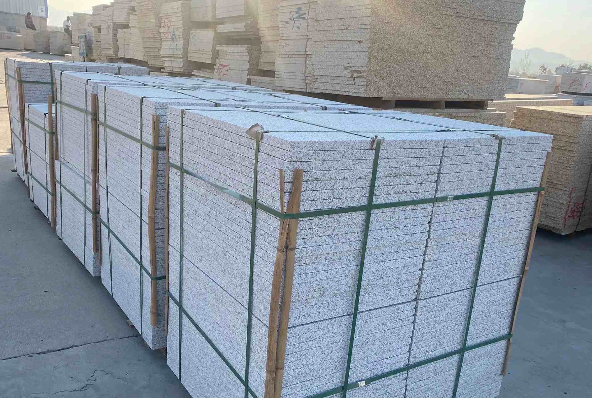 南宁 白麻花岗岩荔枝面地铺石