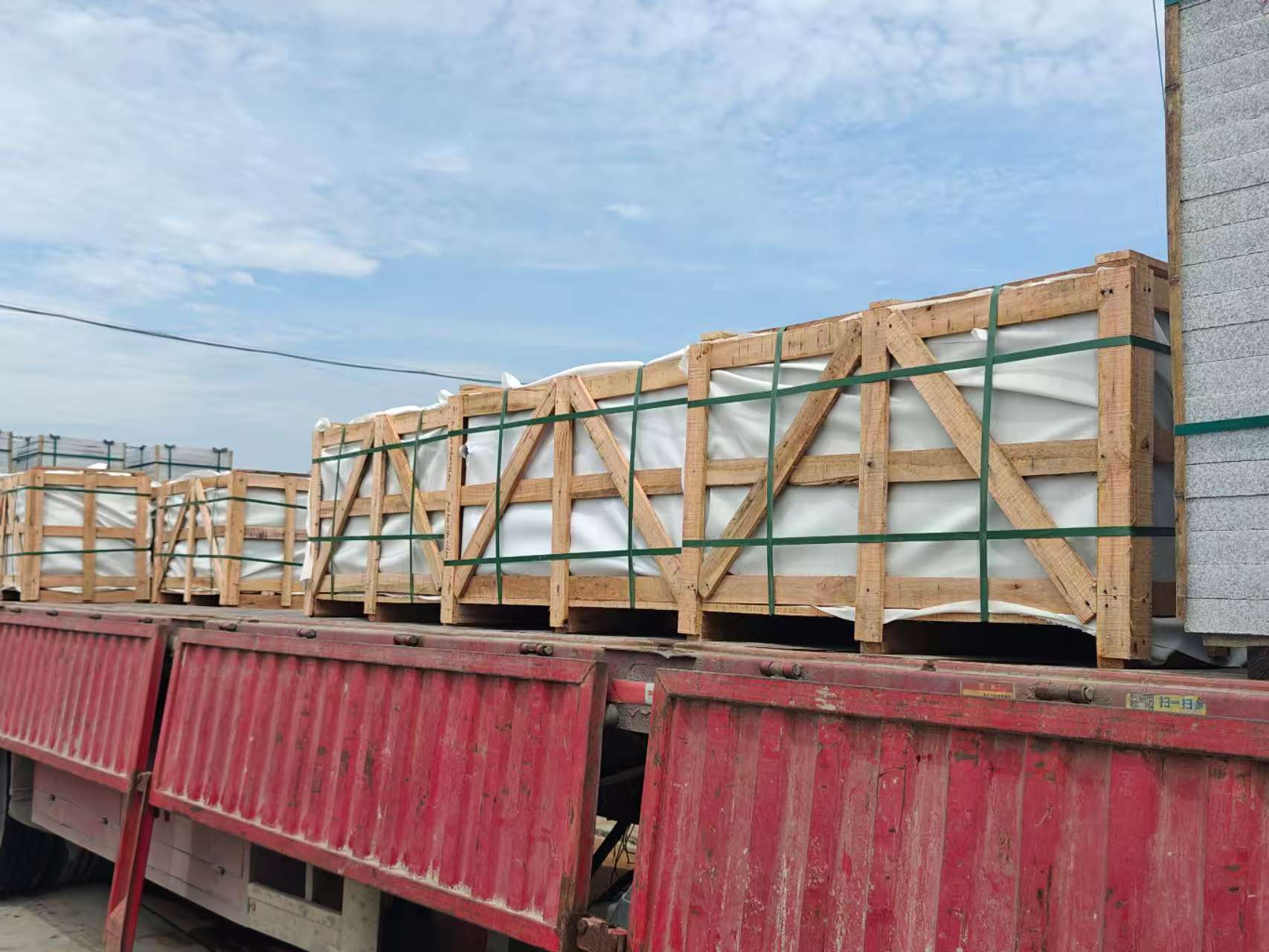 南宁 芝麻白花岗岩地铺石出口专车-泰国游