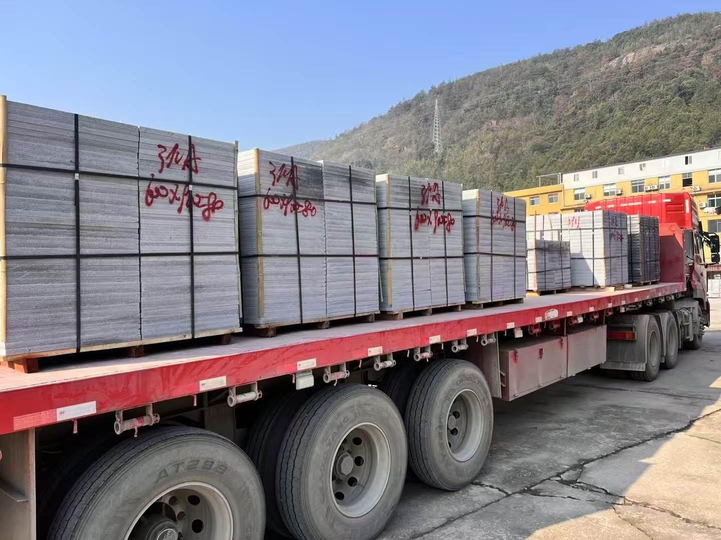 南宁 芝麻灰地铺石出货日常