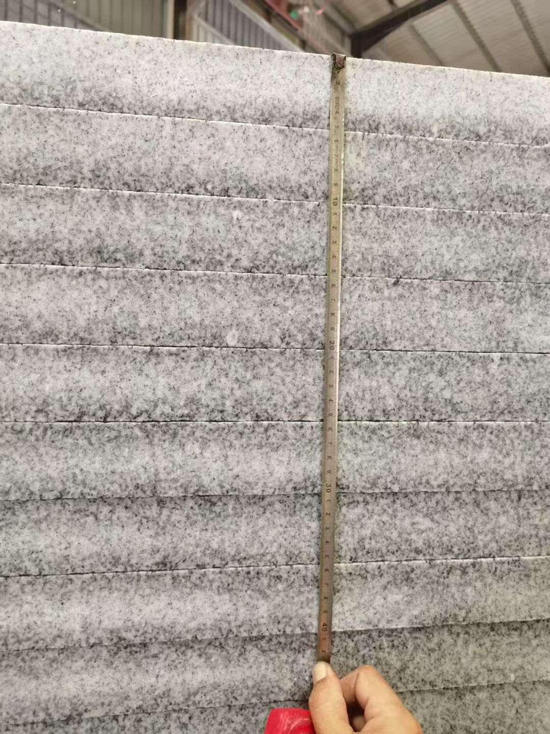 南宁 芝麻白火烧成品厚薄均匀，B料价格接近A料质量