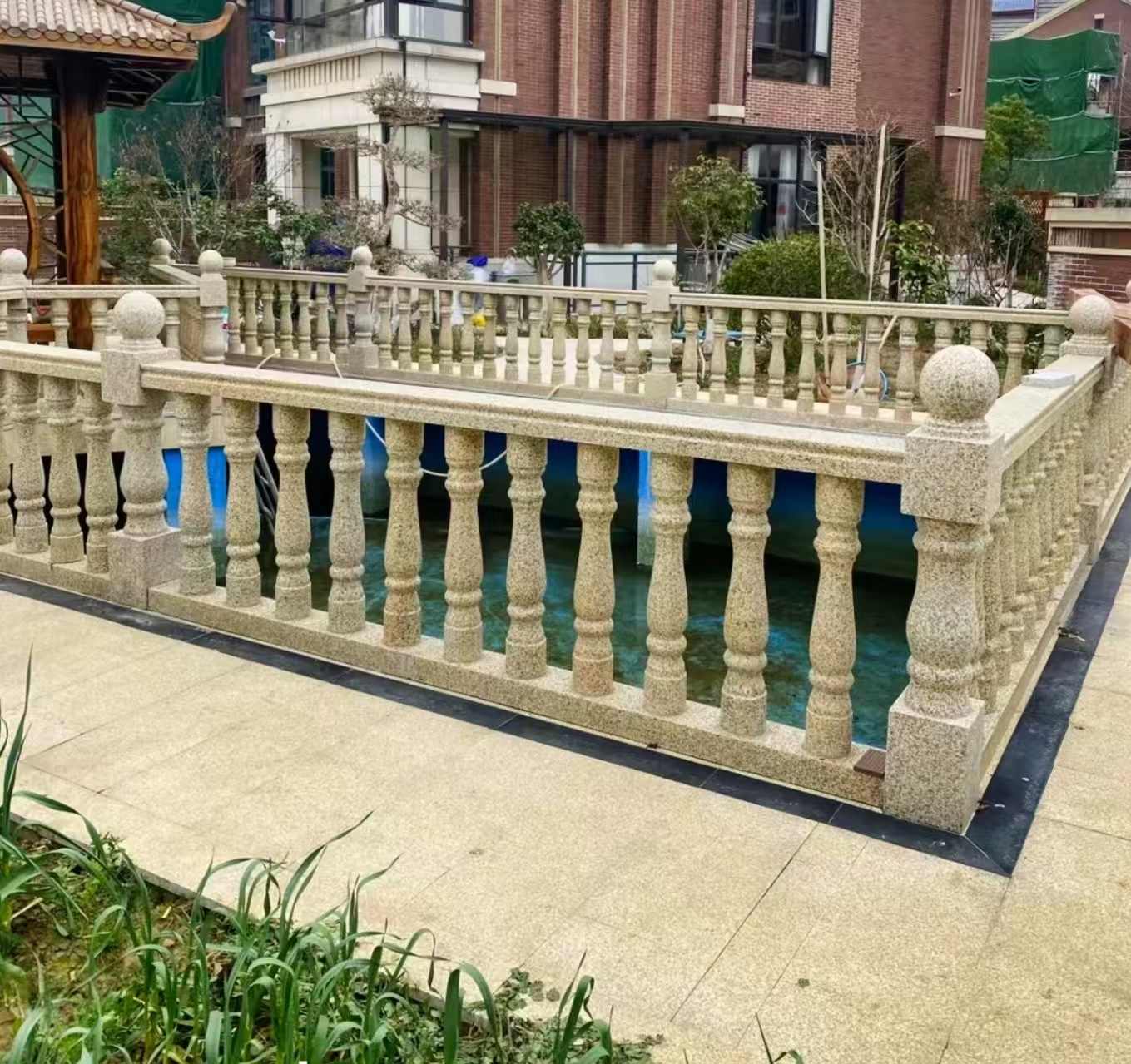 南宁黄金麻花岗岩石材栏杆，扶手，将军柱，花瓶柱