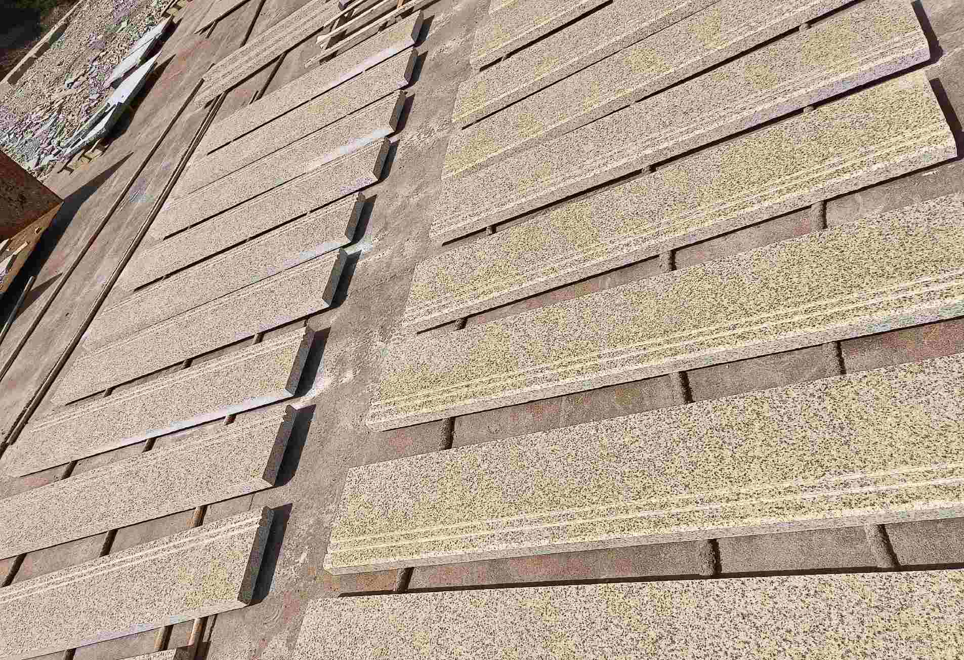 南宁 黄金麻花岗岩光面楼梯踏步