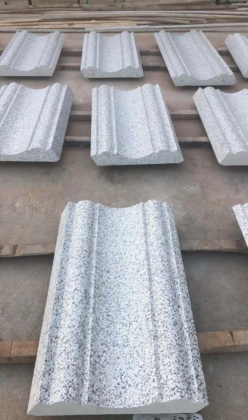 南宁 白麻花岗岩光面别墅线条